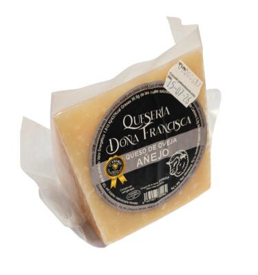 QUESO DE OVEJA AÑEJO DOÑA FRANCISCA CASAR DE CACERES PRODUCTO DE EXTREMADURA